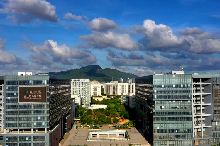 科技公司經營范圍與發展路徑探析——以計算機軟硬件開發為核心